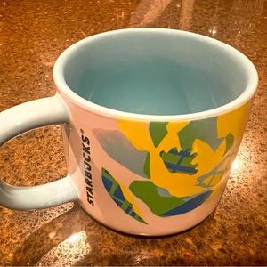 Beautiful Starbucks mug 2023 14oz / 414mL, like new